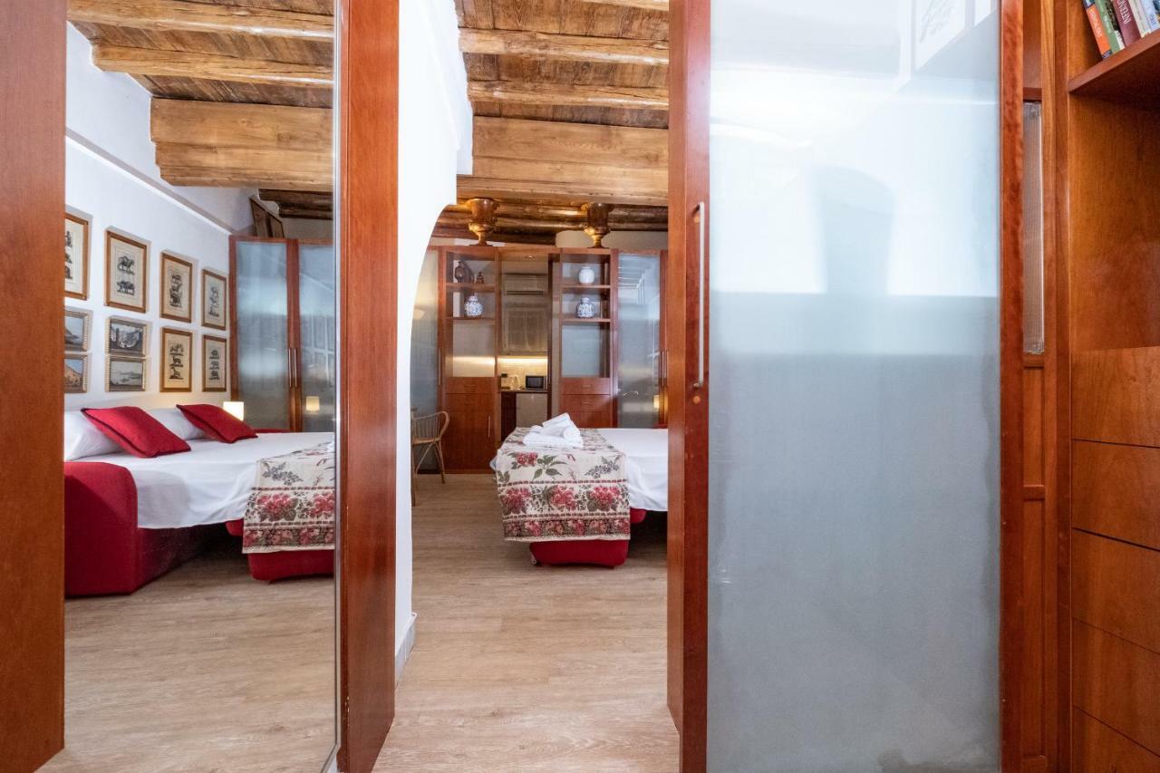 Campo De' Fiori Cozy Nest Apartment โรม ภายนอก รูปภาพ