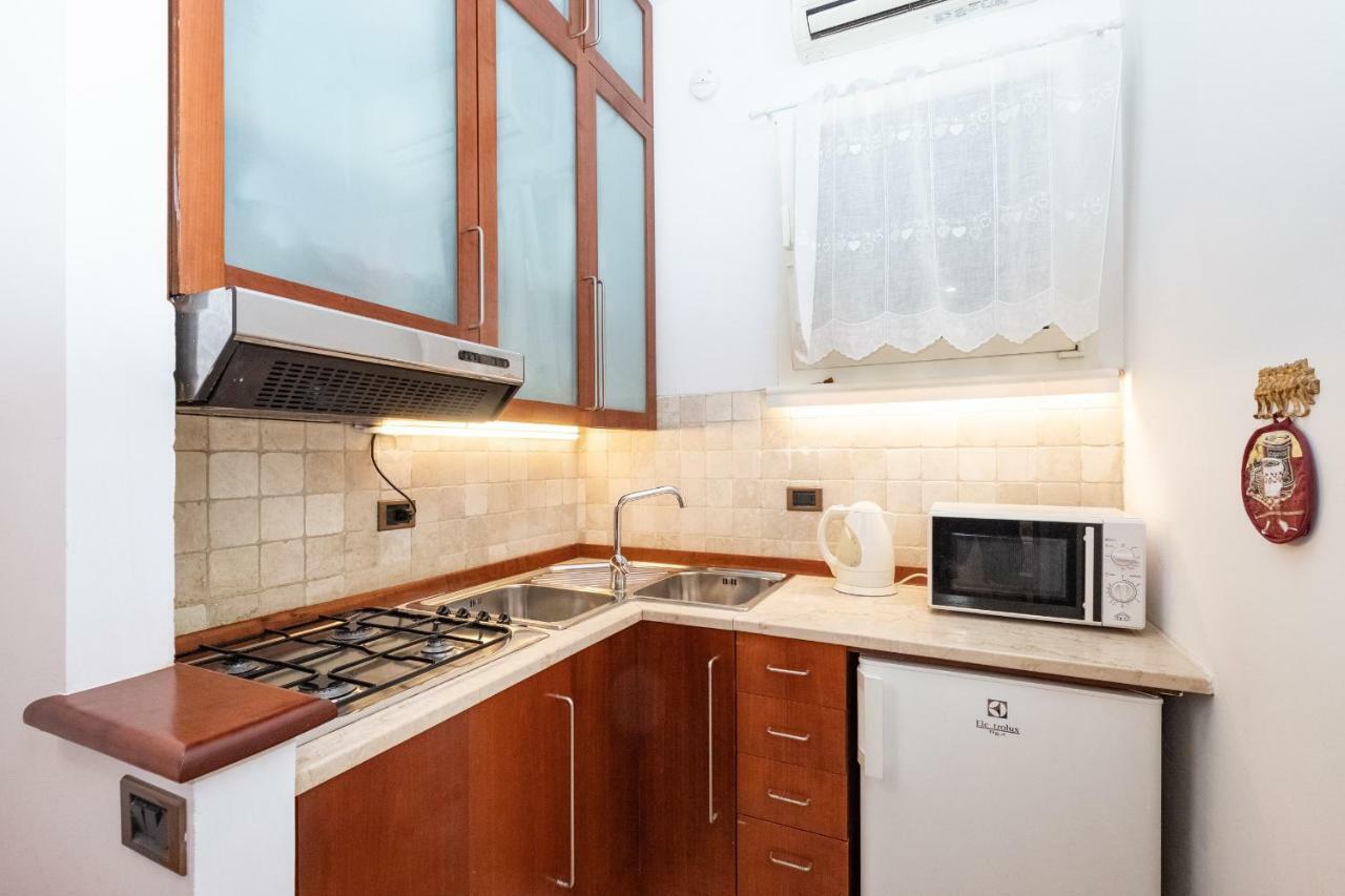 Campo De' Fiori Cozy Nest Apartment โรม ภายนอก รูปภาพ