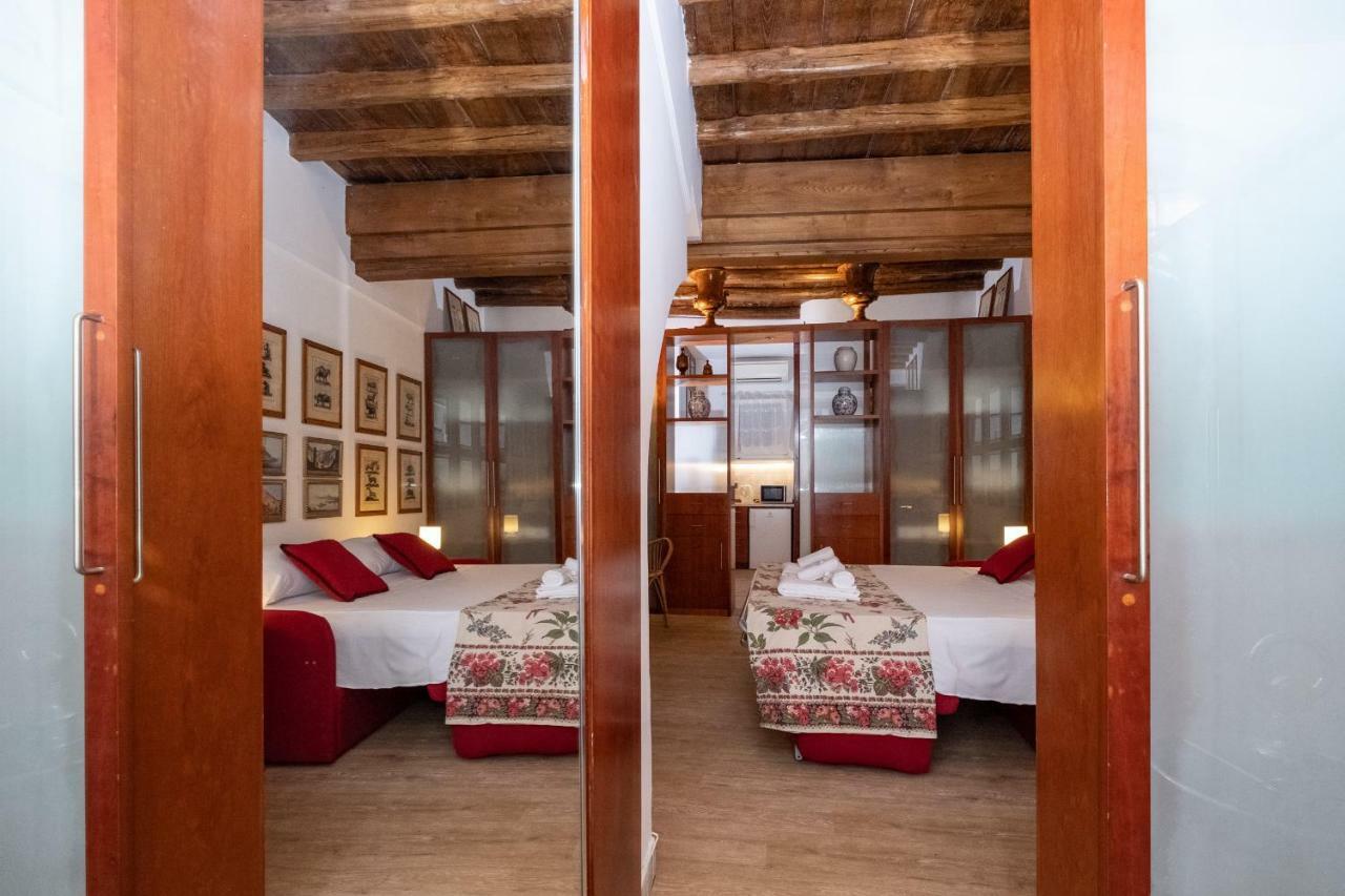 Campo De' Fiori Cozy Nest Apartment โรม ภายนอก รูปภาพ