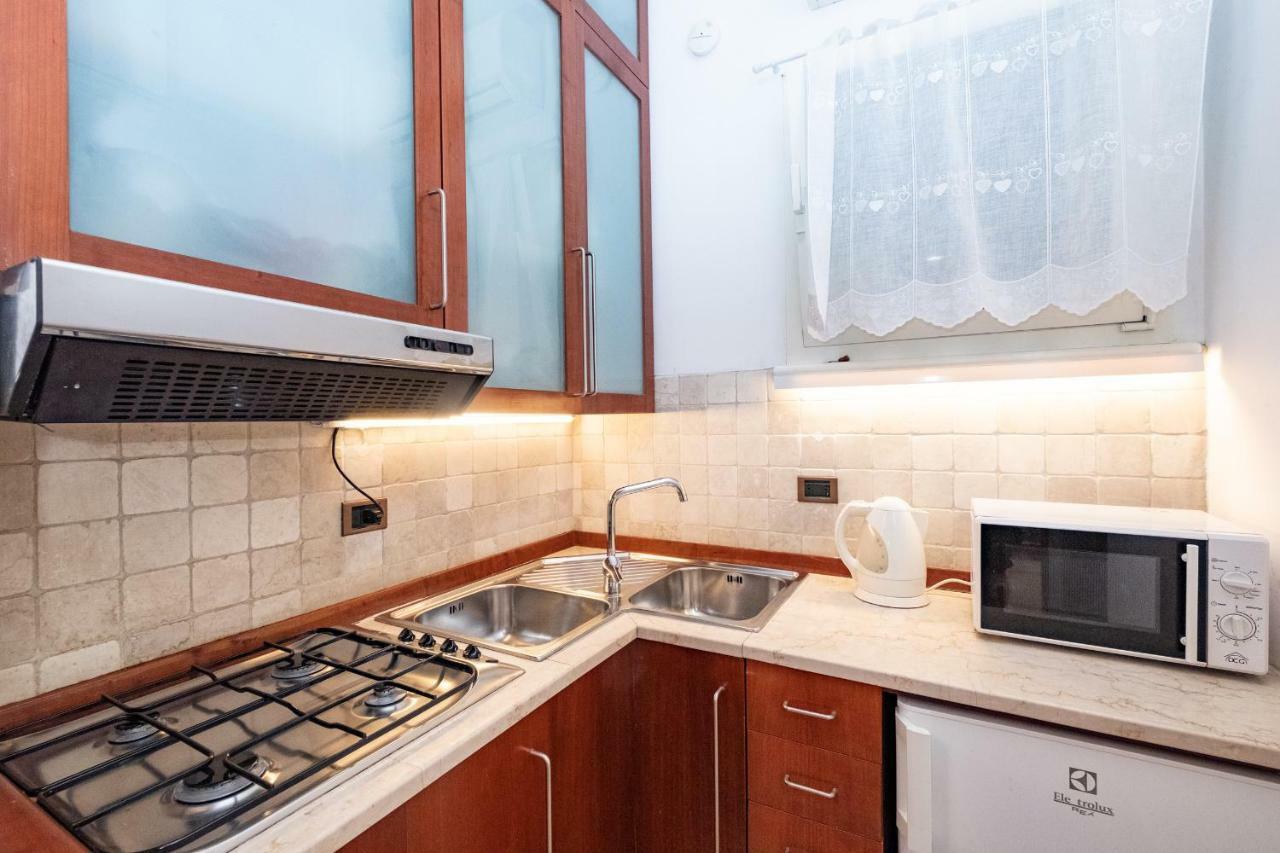 Campo De' Fiori Cozy Nest Apartment โรม ภายนอก รูปภาพ